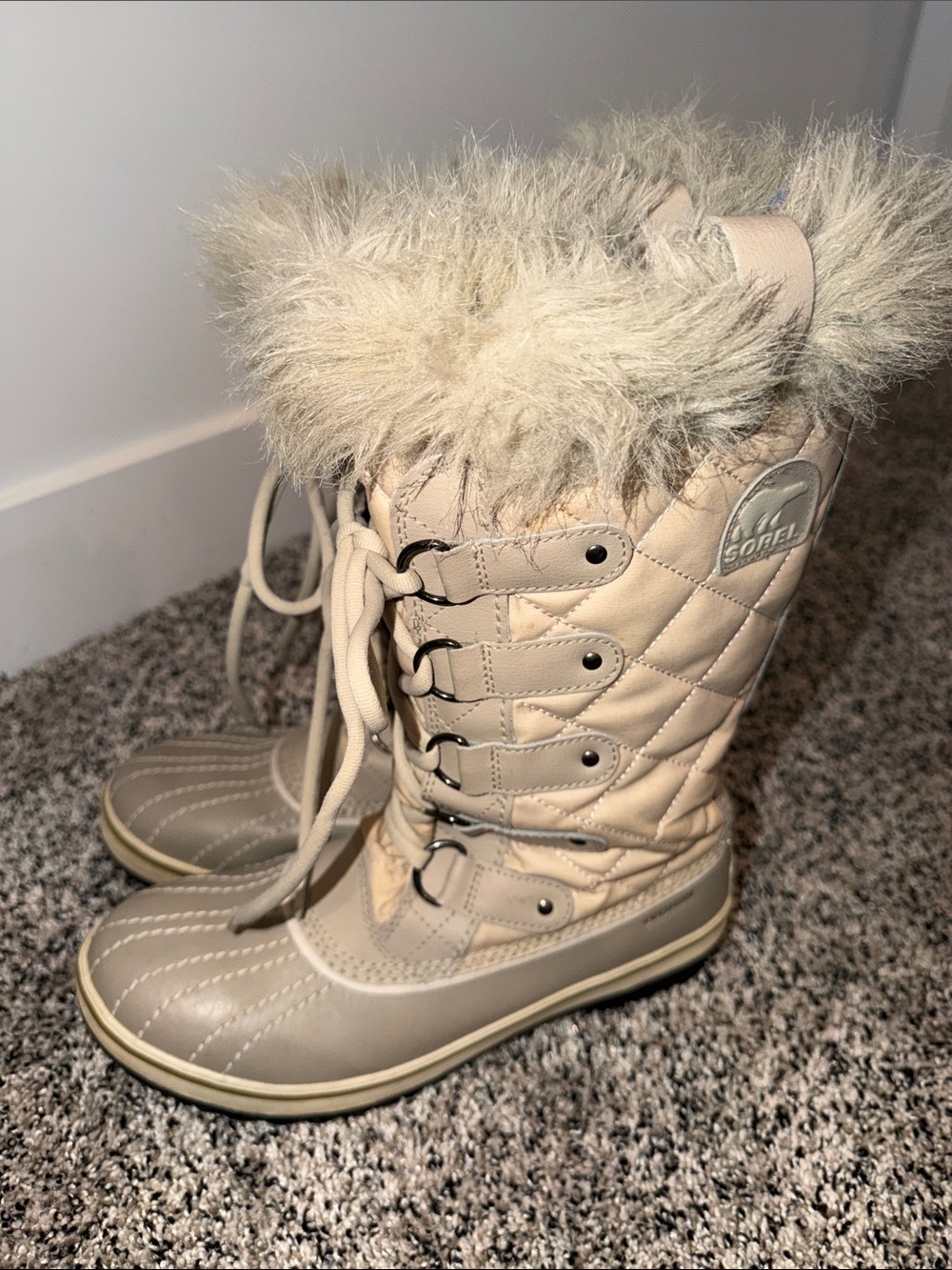 Sorel Waterproof Cream Joan of Arc Snow Boots Women's Size 8